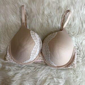 Victoria’s Secret Body by Victoria Perfect shape bra Nude with lace trim 34DD